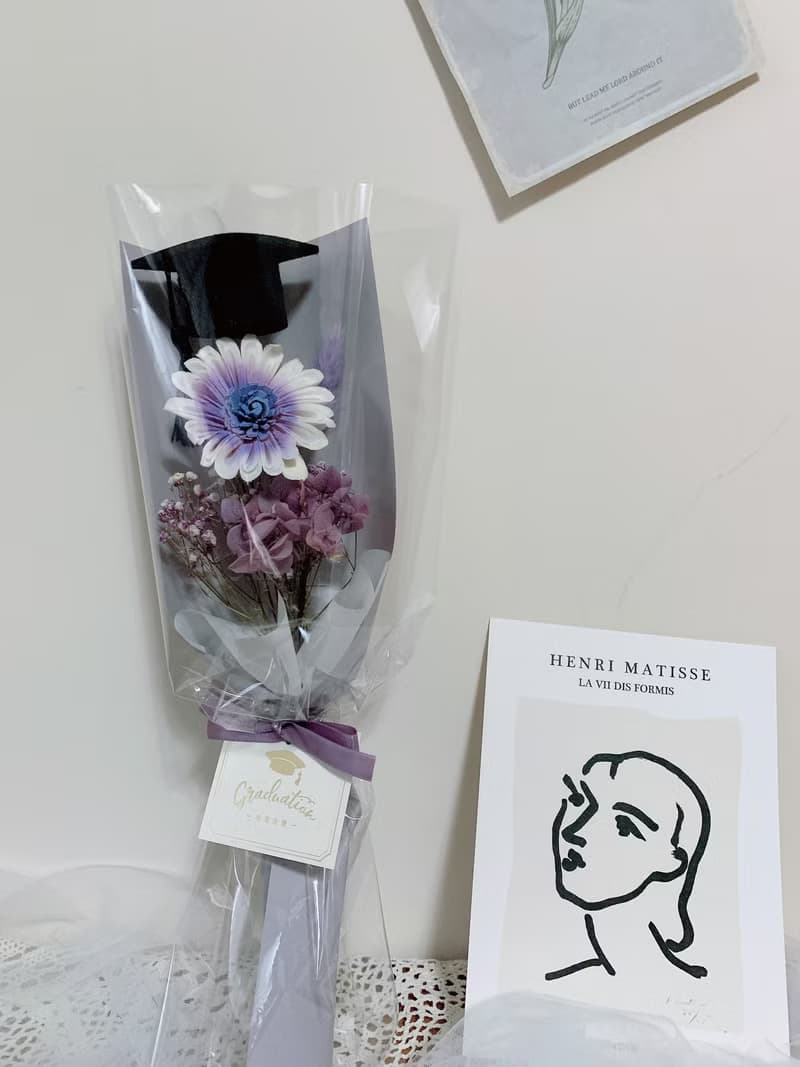 sueing_blossom  可愛風乾燥太陽花畢業花束