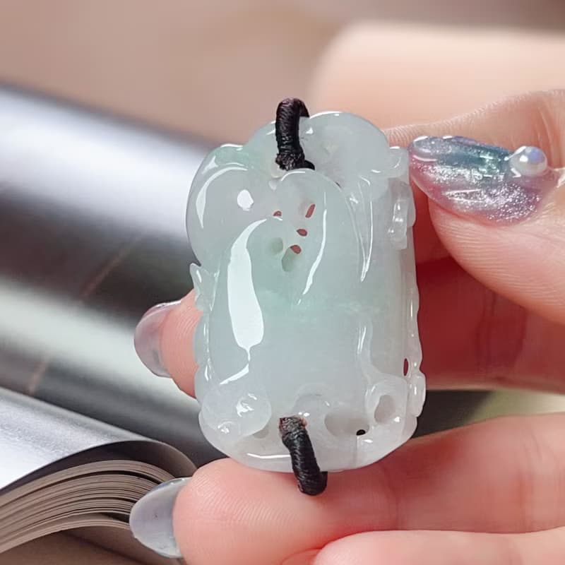 冰飄綠翡翠如意人蔘| 天然緬甸玉翡翠A貨 | 送禮