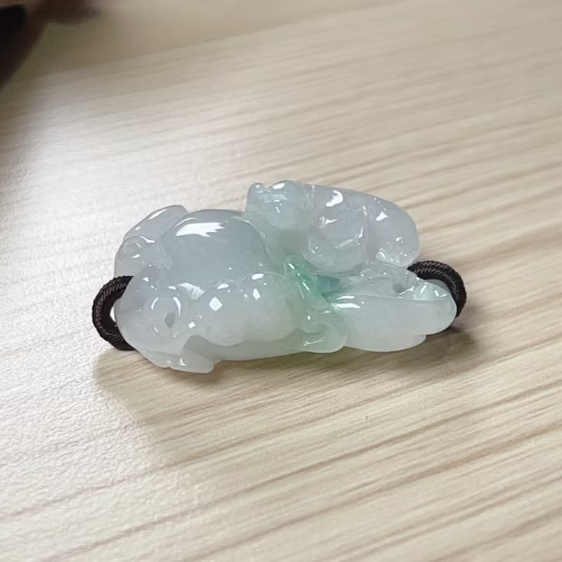 冰飄綠翡翠如意人蔘| 天然緬甸玉翡翠A貨 | 送禮
