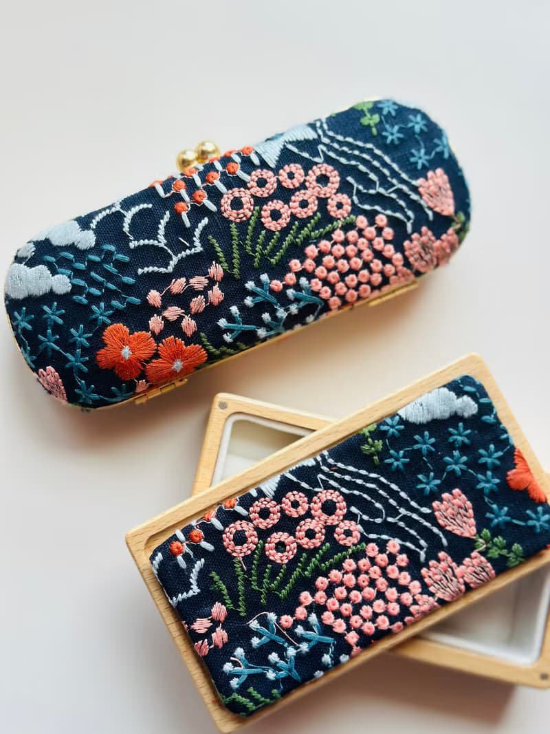 花海刺繡眼鏡盒/筆盒/首飾盒