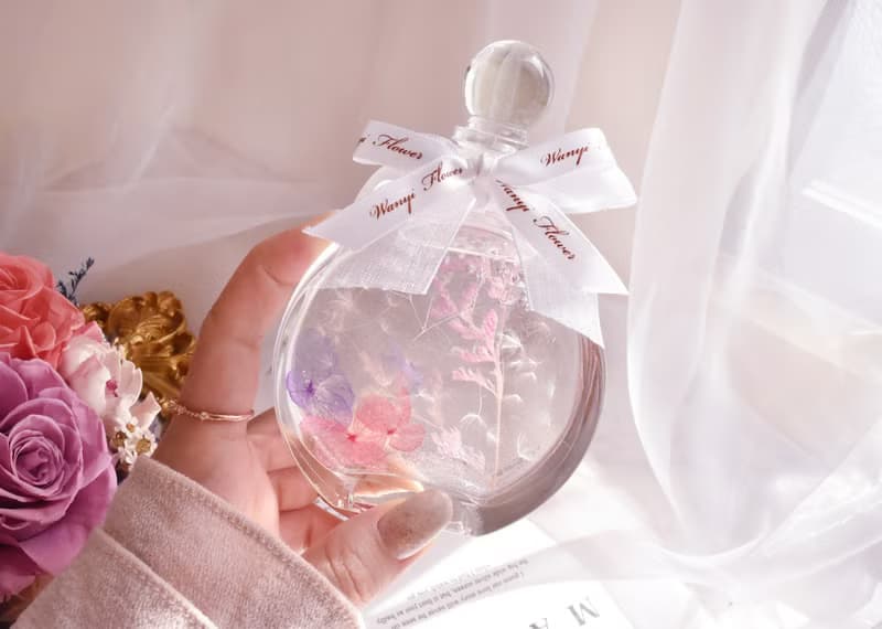 蒲公英雪白浮游花小夜燈  永生花擴香母親節 夜燈 刻字 乾燥花聖