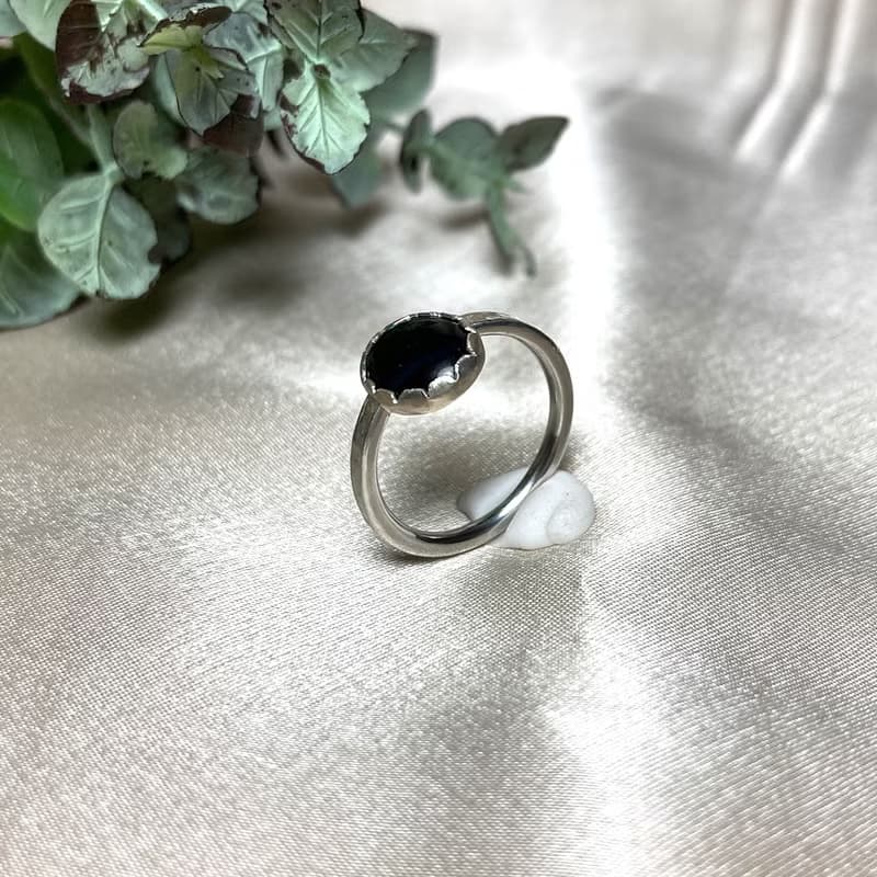 海洋之心 純銀手工鑲嵌天然貝殼 鍛敲水波紋戒指
