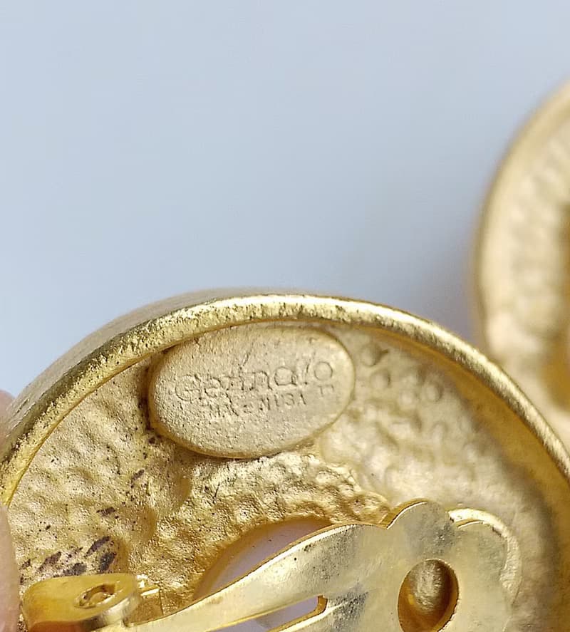 Vintage Jewelry 西洋古董飾品 GENNARO 啞光 仿珠 夾式耳環