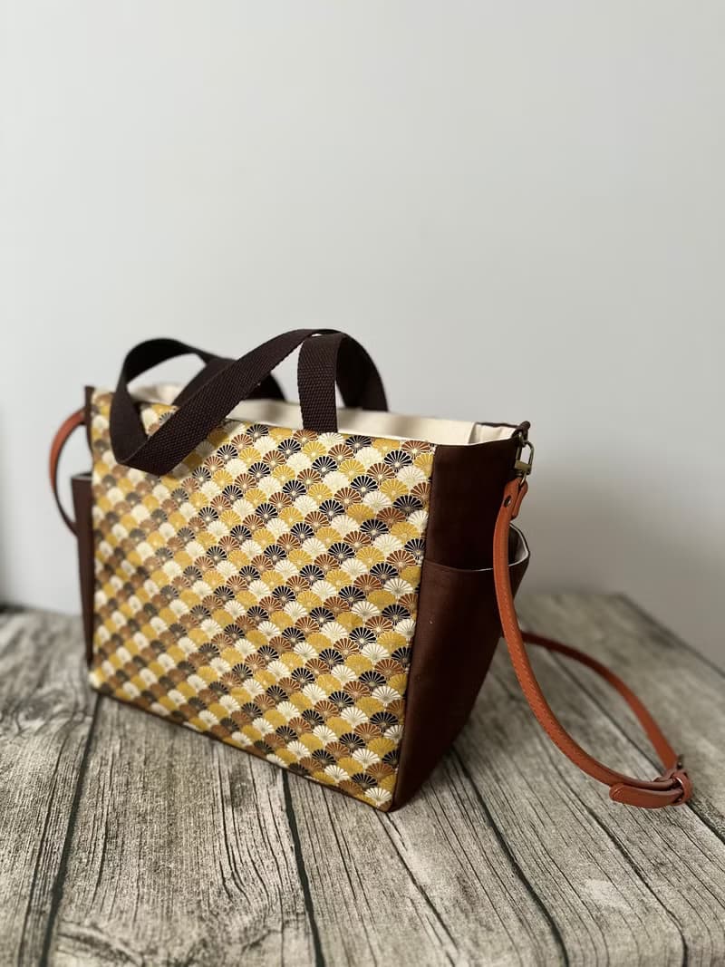 原創手工縫製托特側肩包帆布包 古典和風金扇圖案 多間隔側袋