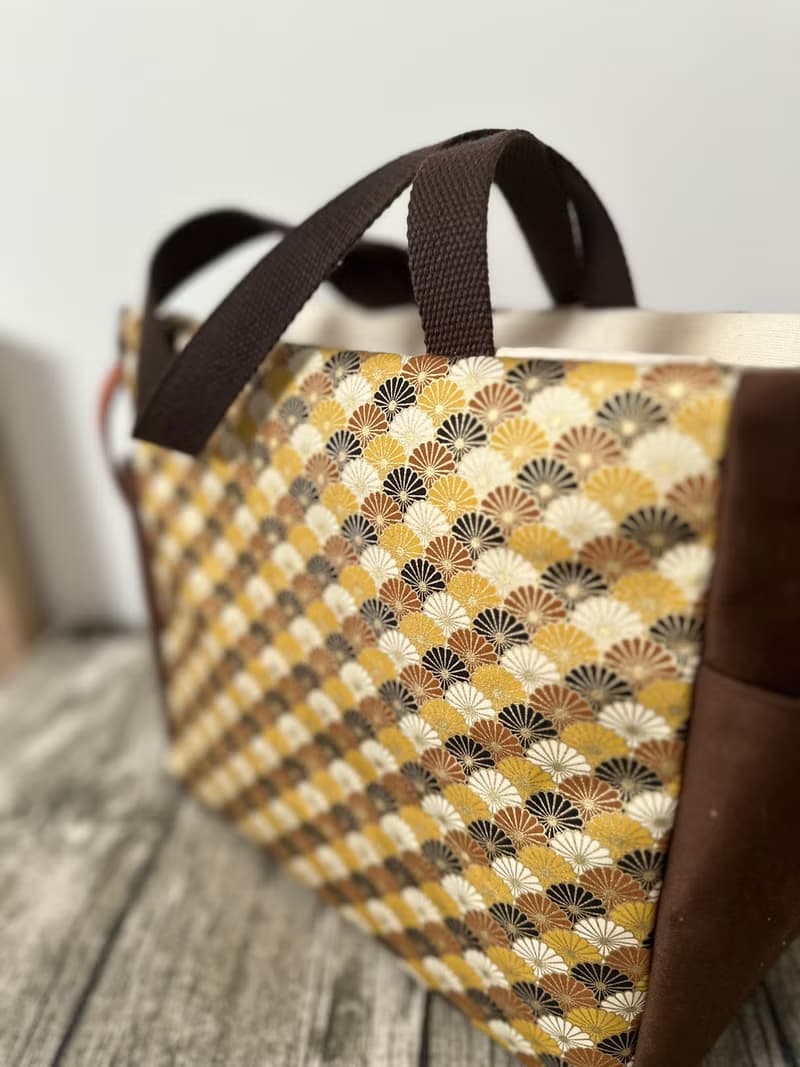 原創手工縫製托特側肩包帆布包 古典和風金扇圖案 多間隔側袋