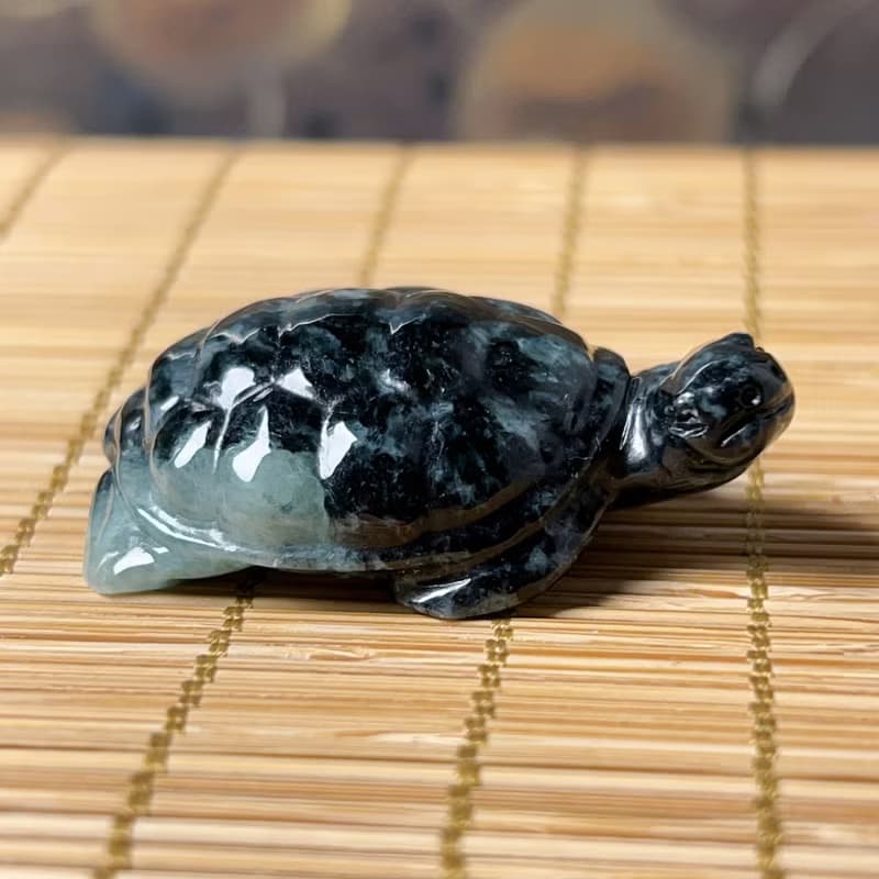 【吉祥‧長壽】飄花翡翠烏龜 | 天然緬甸A貨翡翠 | 送禮