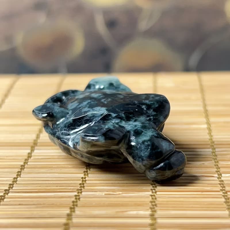 【吉祥‧長壽】飄花翡翠烏龜 | 天然緬甸A貨翡翠 | 送禮