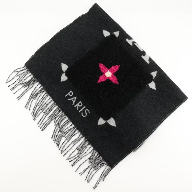 【日本直送】ルイ・ヴィトン LOUIS VUITTON エシャルプ・コールド レイキャビック マフラー ムートンテディ M76567 レディース【中古】