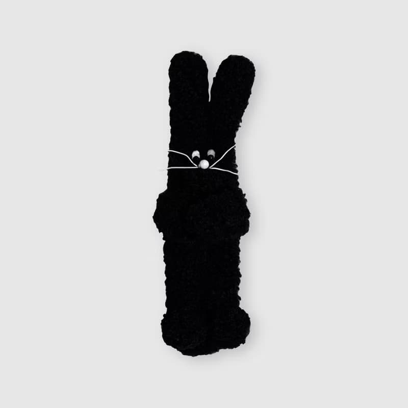 Hug Me pouch - black bunny