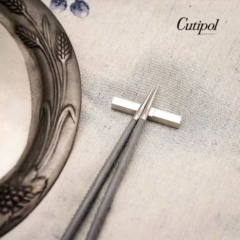 葡萄牙Cutipol GOA系列灰柄主餐四件組(刀叉匙+咖啡匙)