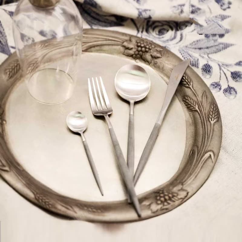 葡萄牙Cutipol GOA系列灰柄主餐四件組(刀叉匙+咖啡匙)