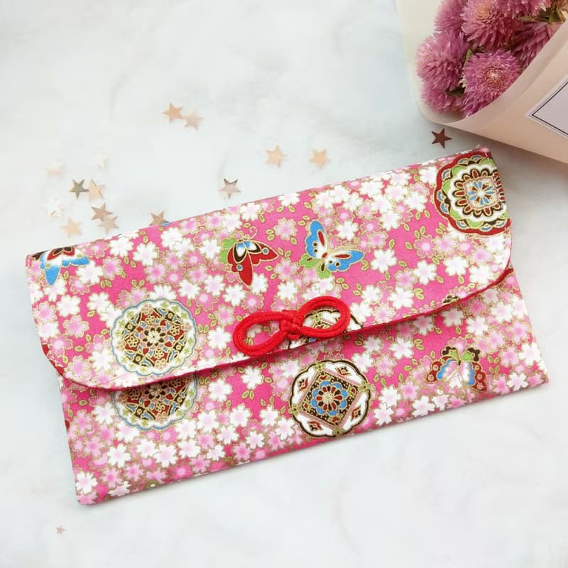 免費繡名字。彩蝶戀櫻花-3款可選。布紅包袋 / 口罩收納袋