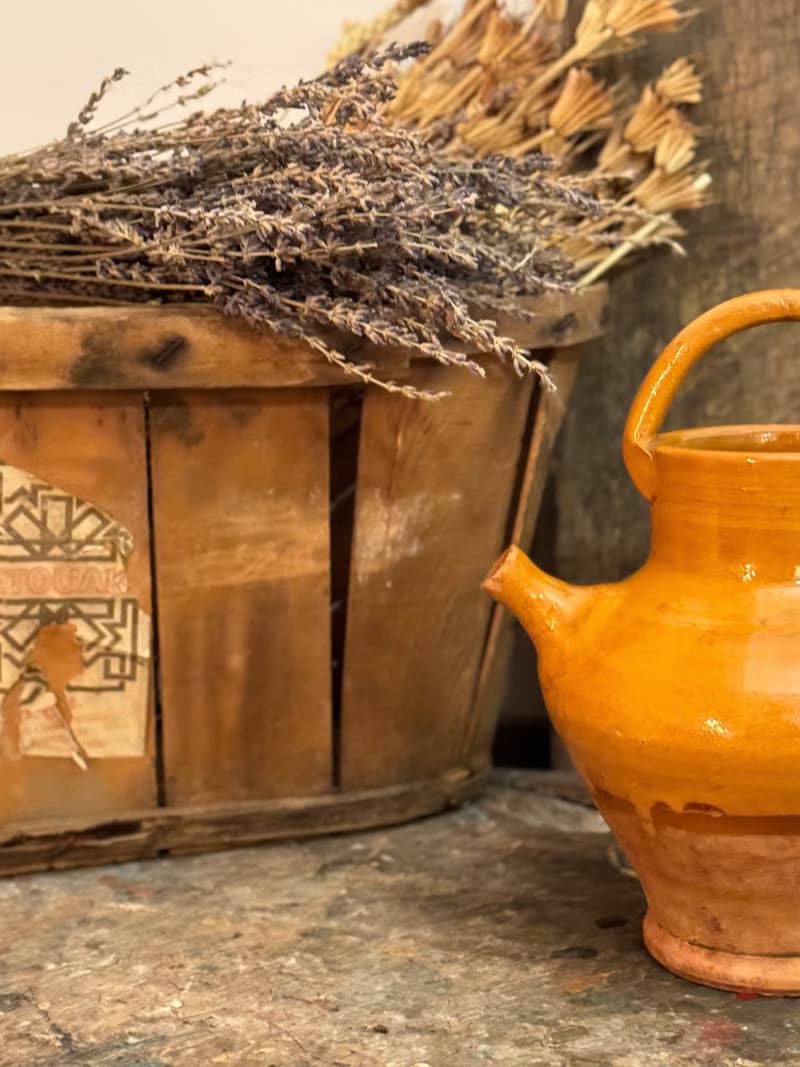 40056 -迷人十九世紀南法古董陶罐 French antique pottery jug