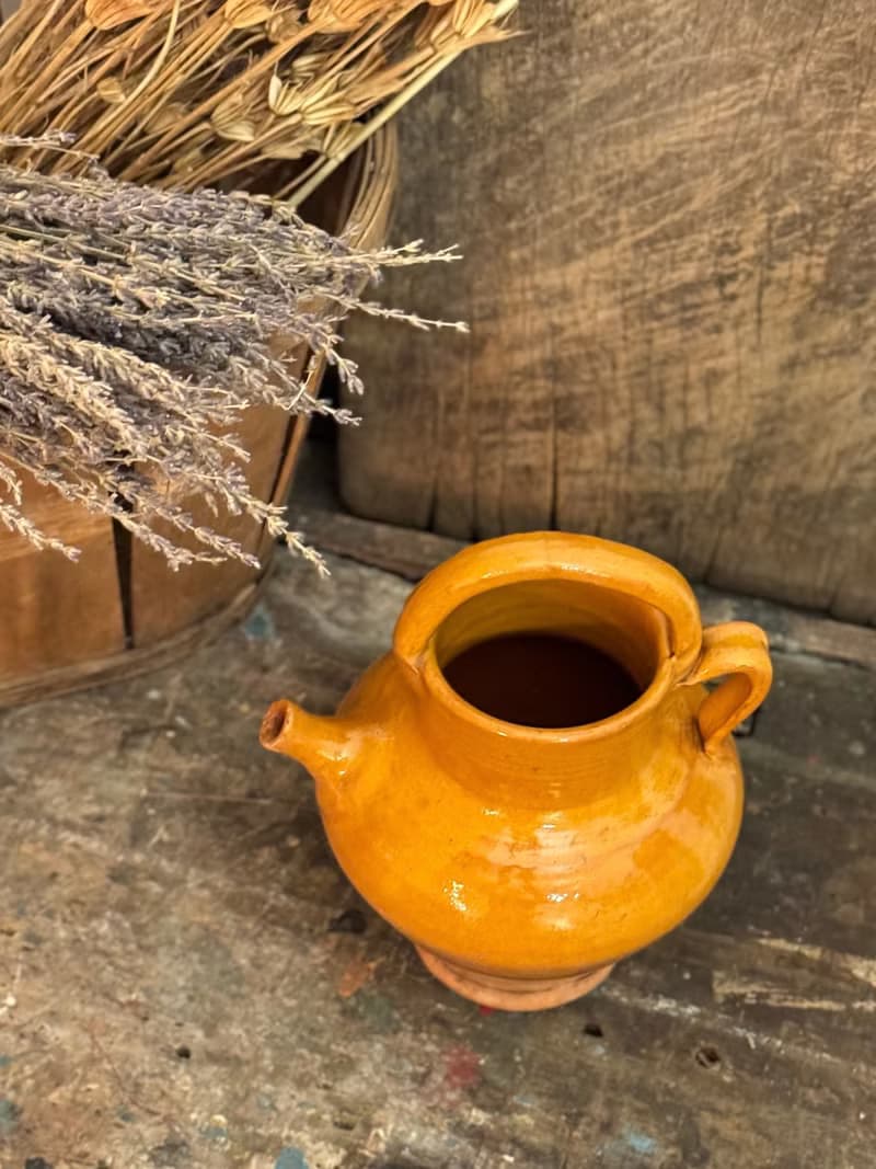 40056 -迷人十九世紀南法古董陶罐 French antique pottery jug