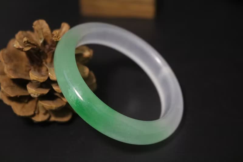 半城山水玉手鐲天然石鐲子禮盒裝氣質優雅