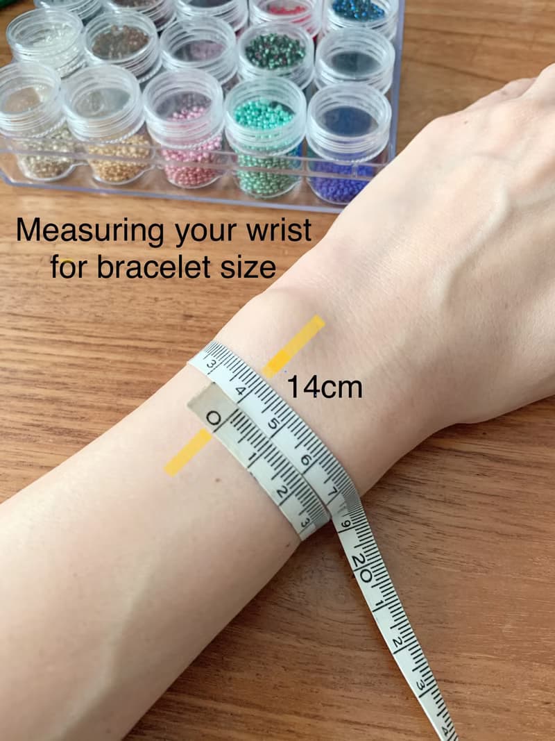 自家設計手工製珠串錶型手鍊 -  金色