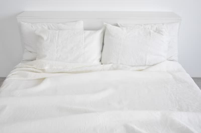 White linen sheet set / Flat+fitted sheet+2 pillowcases / White bedding