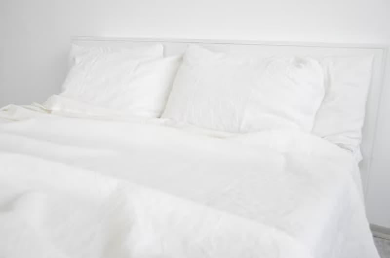 White linen sheet set / Flat+fitted sheet+2 pillowcases / White bedding