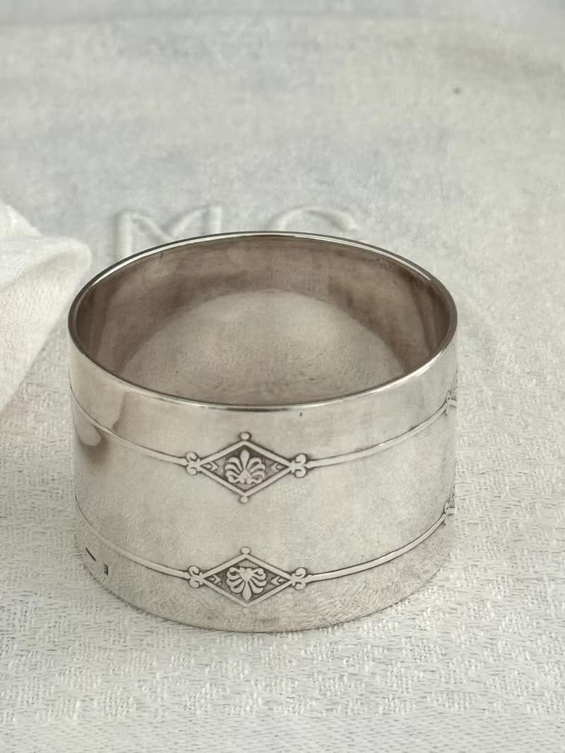 40656-珍藏法國古董貴族訂製CHRISTOFLE鍍銀餐巾環附原盒