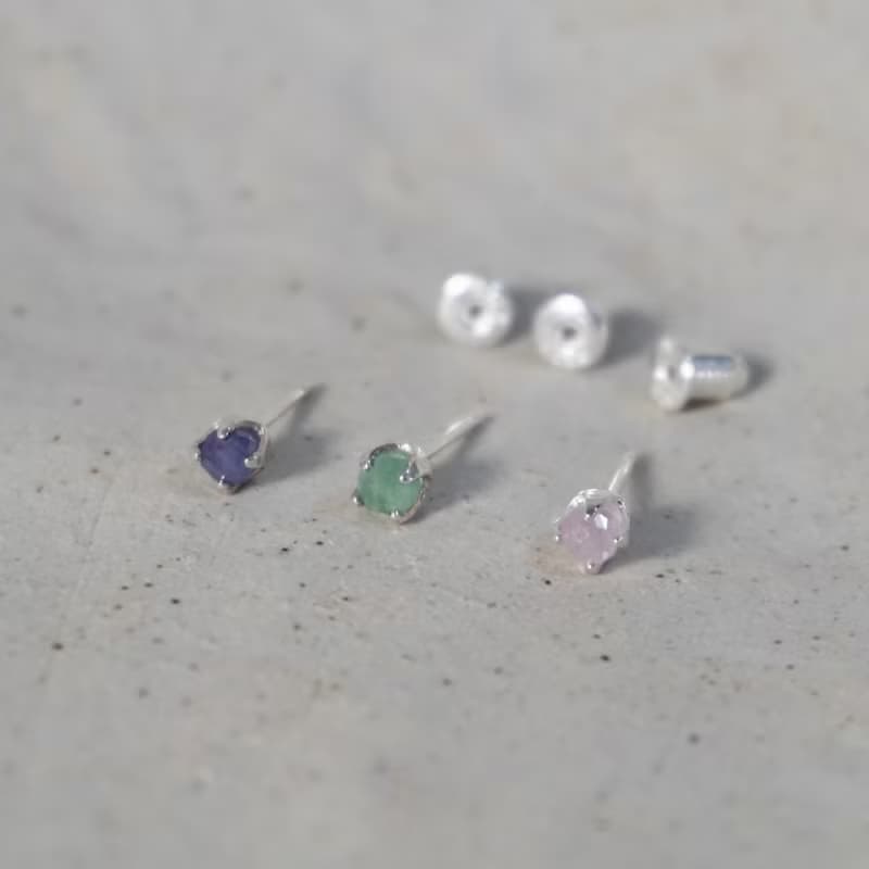 ll 三色耳針 - 花季系 ll 3mm 紫鋰輝 坦桑石 祖母綠 耳環耳針