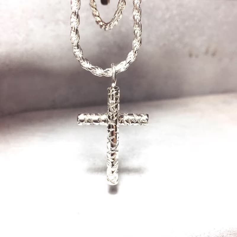 MIH  金工首飾| 寶貴十架 十字架 925純銀項鍊