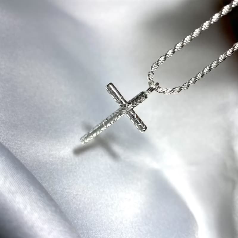 MIH  金工首飾| 寶貴十架 十字架 925純銀項鍊