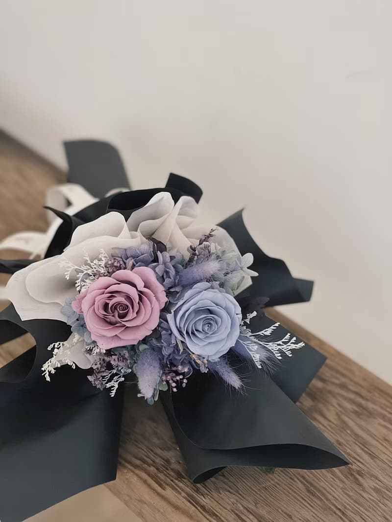 【永生玫瑰花花束】• 情人節/永生玫瑰花/永生玫瑰花花束/玫瑰花