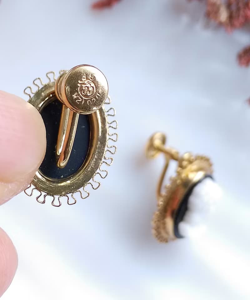 Vintage Jewelry 西洋古董飾品 CAMEO 12K包金 優雅 栓式耳環