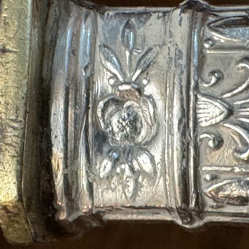 50639-典雅法國古董甜點鏟 純銀柄 銅鍍金鏤空花卉刀面