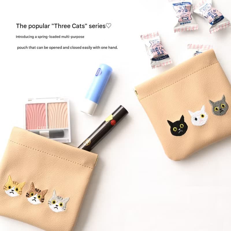 ばね口 マルチポーチ 【 3匹の猫 】 ワッペン 猫 小物入れ ポーチ バネポーチ アクセサリーポーチ ギフト A297I