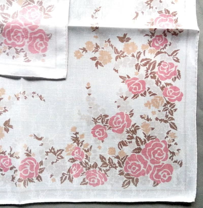 YvesSaintLaurent Vintage Handkerchief Pink Roses 23 x 22.5 inches
