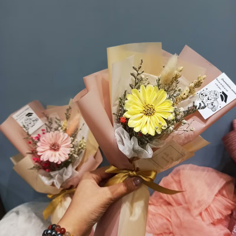 畢業小花束  太陽花 向日葵 生日禮物 情人節 教師節