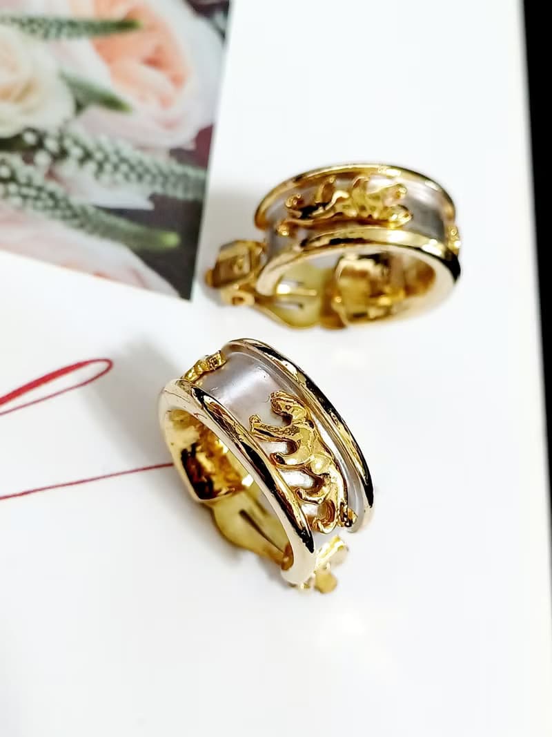 vintage jewelry  古典金色環形金錢豹夾式耳環
