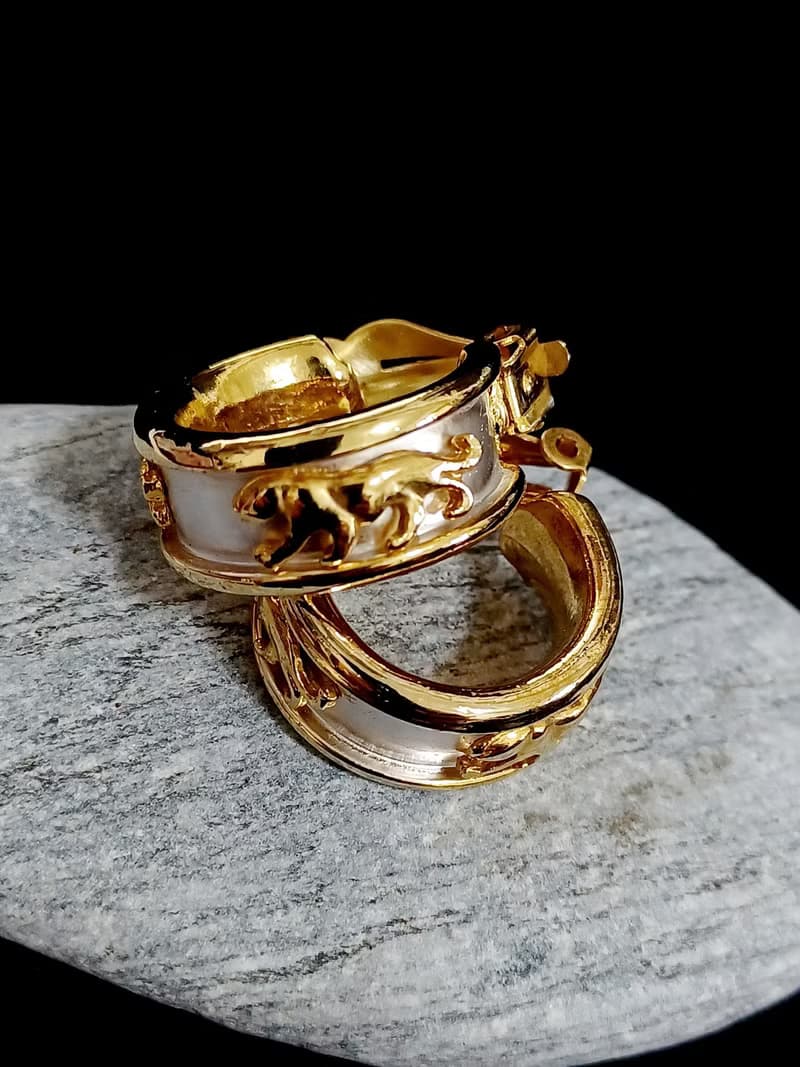 vintage jewelry  古典金色環形金錢豹夾式耳環