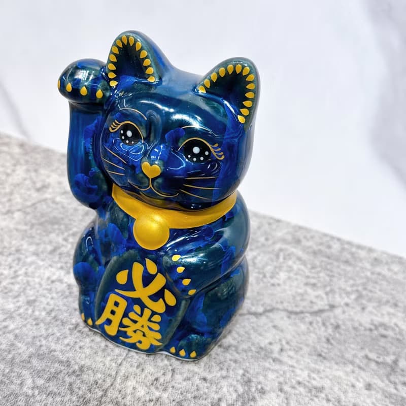 【玄彩必勝】日本清水燒招財貓 | 青墨 必勝 右 特小