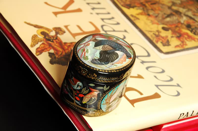 Birds Lacquer box small hand painted decorative art Christmas Gift Wrapping
