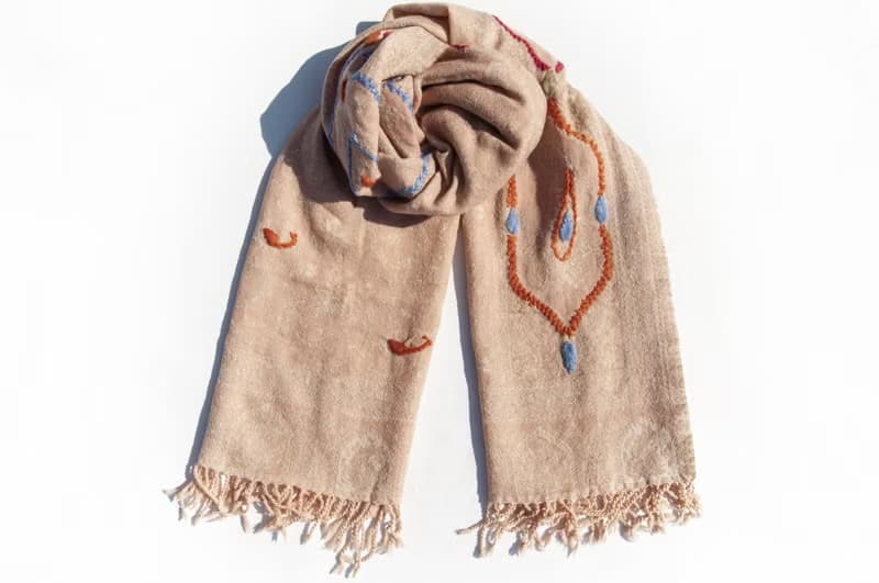 喀什米爾Cashmere/水煮羊毛披肩/針織圍巾/刺繡圍巾/羊絨披巾-花