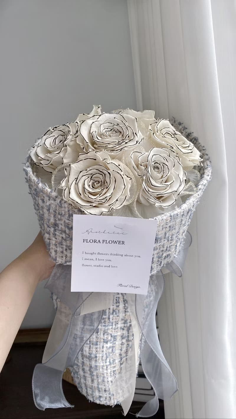 Flora Flower俄羅斯永生花束-冬季琉璃