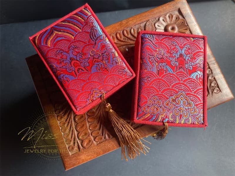 緬甸玉翡翠 天然紅翡 手工雕 荷葉魚 翡翠 禮物 天然石 項鍊