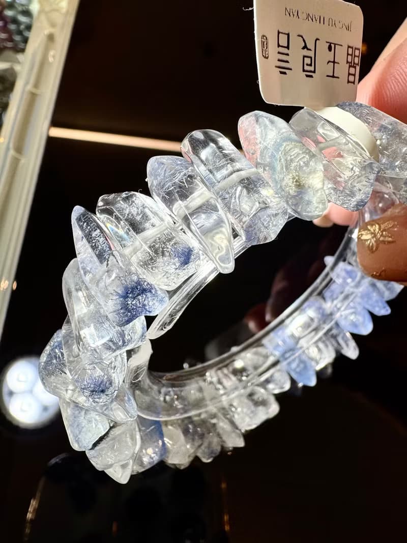 高透天然玻璃體透藍線石水晶隨行44.72g防甲狀腺亢進加強表達能力