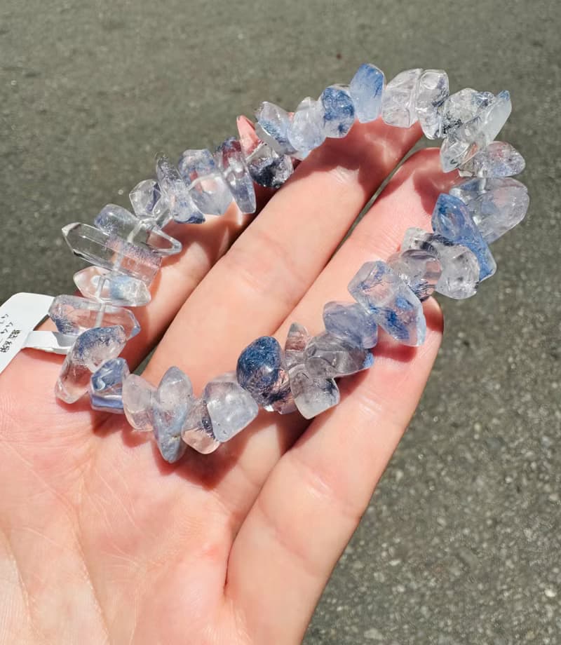 高透天然玻璃體透藍線石水晶隨行44.72g防甲狀腺亢進加強表達能力