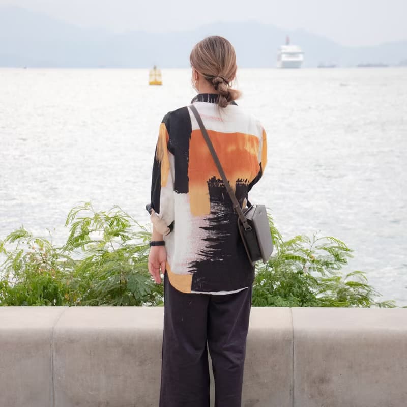 TAT・復古瀟灑罕有五角形簡約單肩斜揹包・可調節肩帶・朱古力