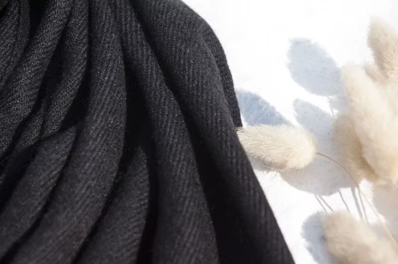 喀什米爾Cashmere/羊絨圍巾/純羊毛圍巾披巾/戒指絨披肩-時尚黑色