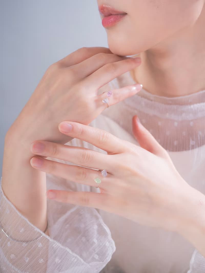月白系 | 白緲 - 純銀 透明 水晶 礦石 月光石 輕珠寶 戒指