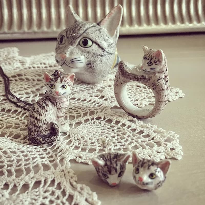 AndMary 手繪瓷項鍊-虎斑貓咪 禮盒包裝 Tabby Cat Necklace