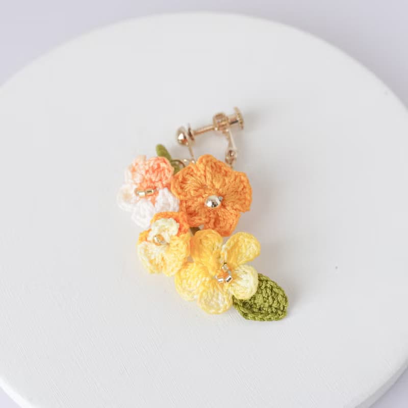 花束 イヤリング