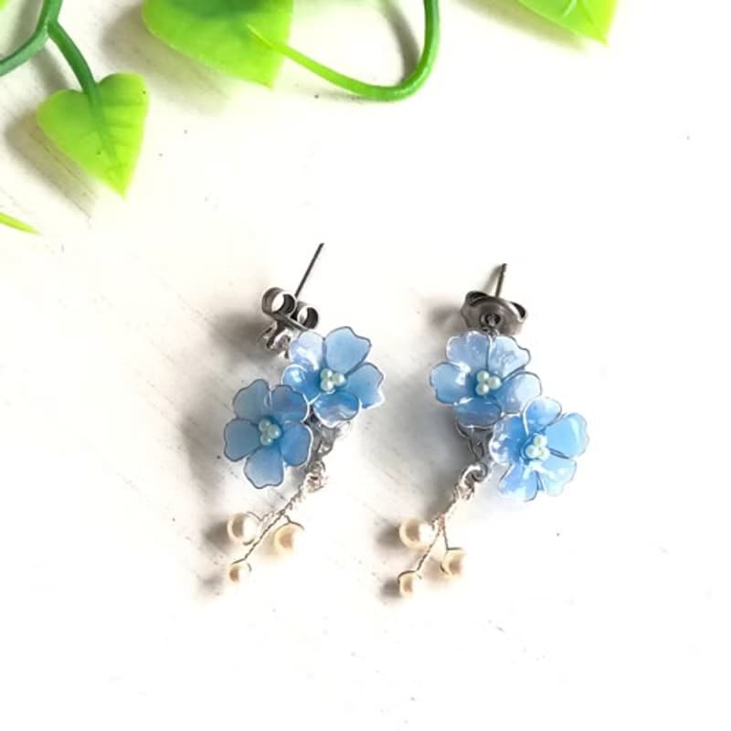 〜真夏の華〜 色が変わるシリーズ イヤリング ピアス