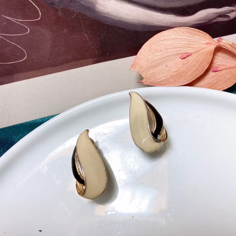 【西洋古董飾品】精品花葉琺瑯工藝 柔美花卉線條 耳環耳夾