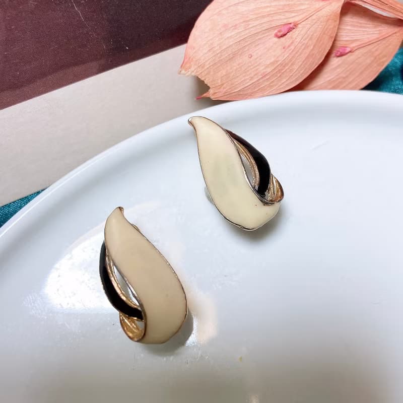 【西洋古董飾品】精品花葉琺瑯工藝 柔美花卉線條 耳環耳夾
