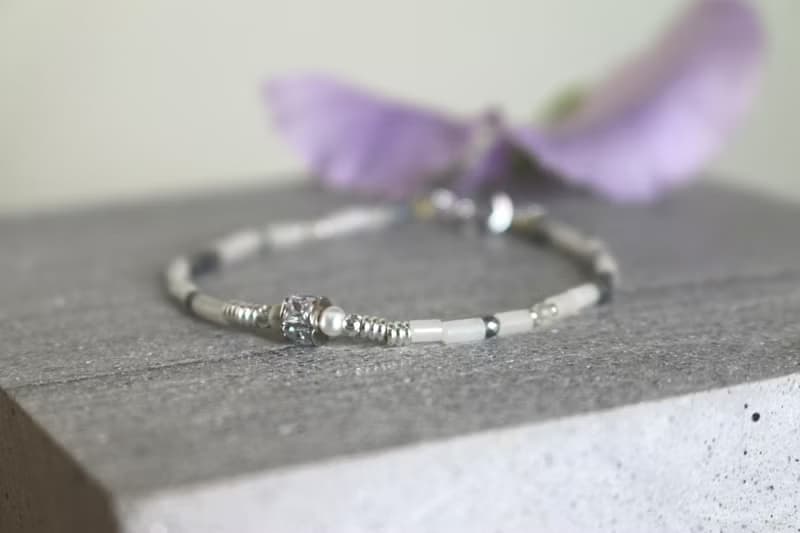 四月誕生石 手鍊 白水晶 鋯石 - 密技 -